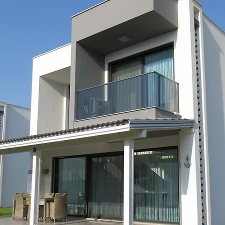 Gold Life Villa